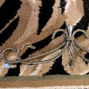 VINTAGE TWISTED BRASS ROPE WALL SHELF
